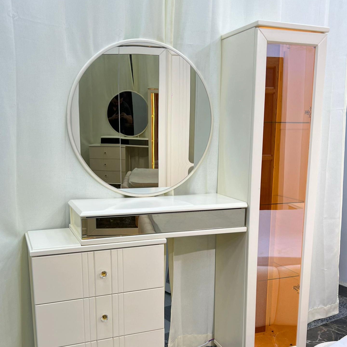 Modern Luxury Bedroom Set – Elegant White with Marble Finish