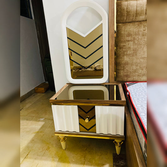 Royal Velvet Prestige Bed Set – Modern Luxury Craftsmanship